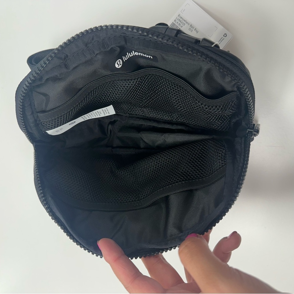 LuluLemon Everywhere Belt Bag in Black - Picture 2 of 7